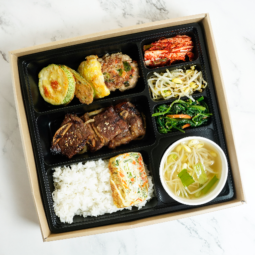 Crispy pan-fried tofu Doshirak 전 도시락