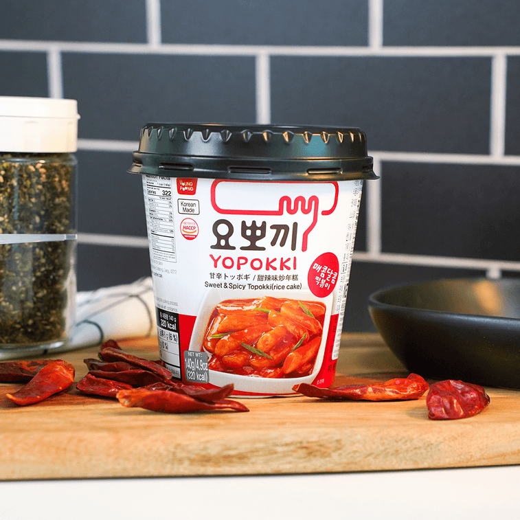 Yopokki Instant Tteokbokki Cup Sweet & Spicy - 140g